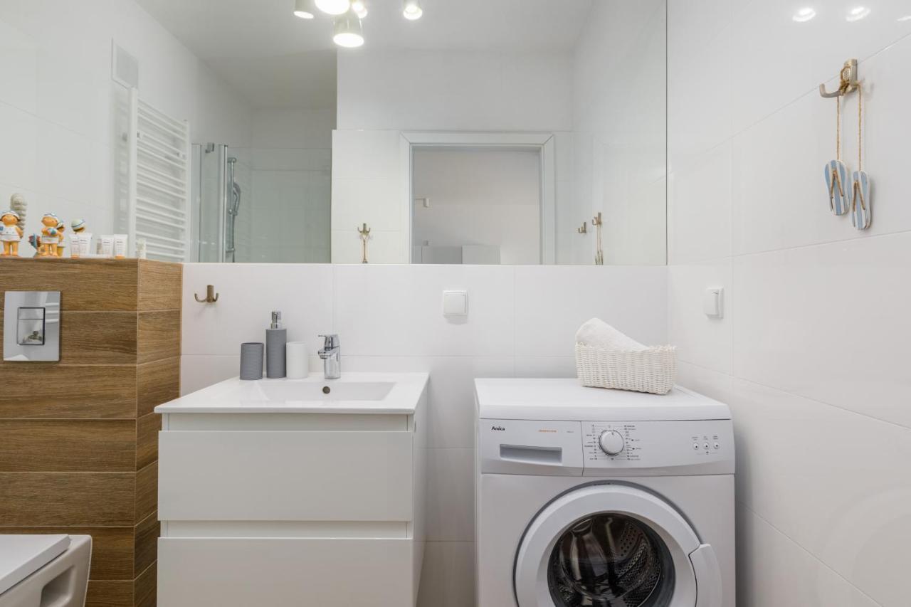 Osiedle Feniks Kolobrzeg By Noclegi Renters Exterior photo